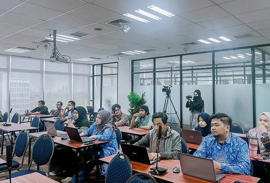 Kegiatan Belajar Mengajar (KBM) Multimedia Photography