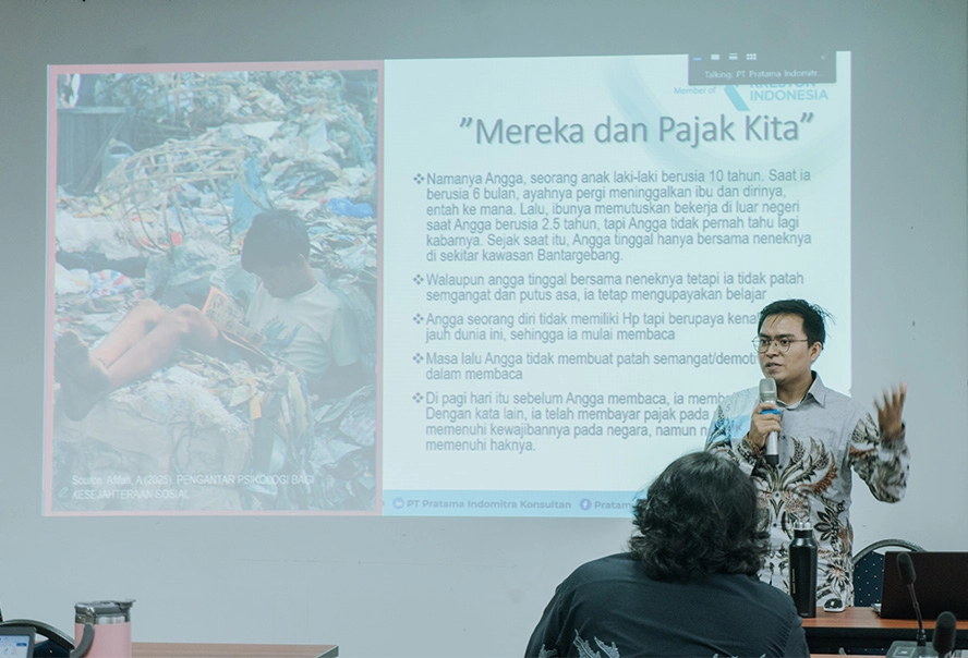 Kegiatan Belajar Mengajar (KBM) Pratama Writing Class