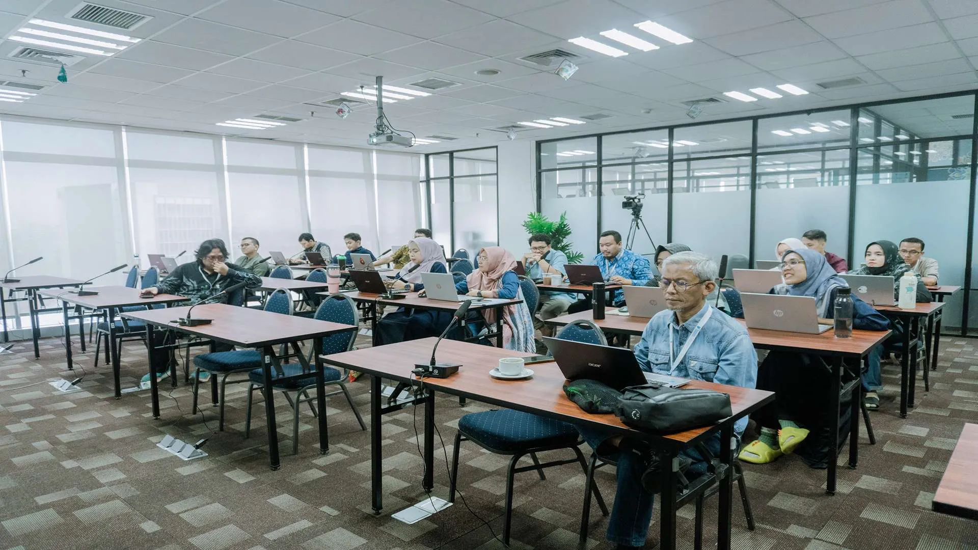 Pratama Writing Class » Pratama Indomitra Pratama Writing Class