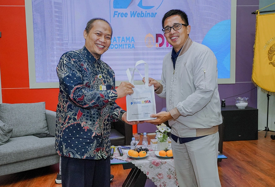 Diskusi Panel Riset Disertasi & Free Webinar ke-222